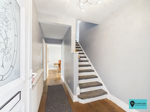 Entrance Hall- click for photo gallery